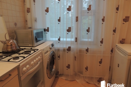 Сдается на часы. Командированным.