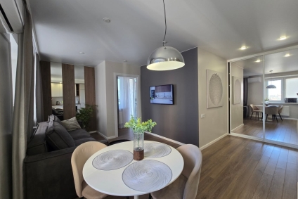 Новые дизайнерские  апартаменты в центре