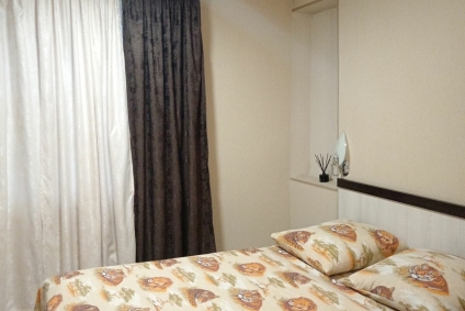 В самом центре. Сдается также  студентам на сессии по договорной цене.