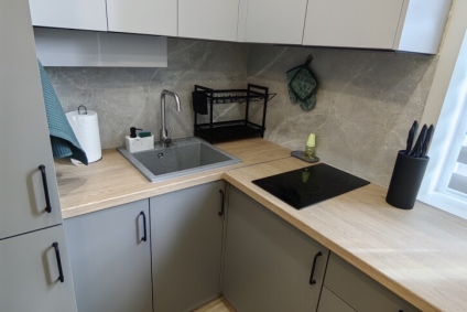 Уютная 2-х комн. кв. с парковкой на территории