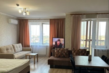 Студия «Своя высота» с красивым видом .