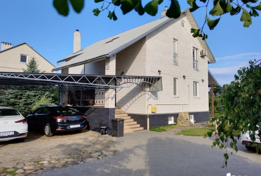 Коттедж в Клейниках