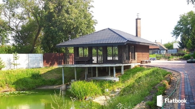 'Беседка над озером'